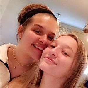 Meet your Posher, Leeann